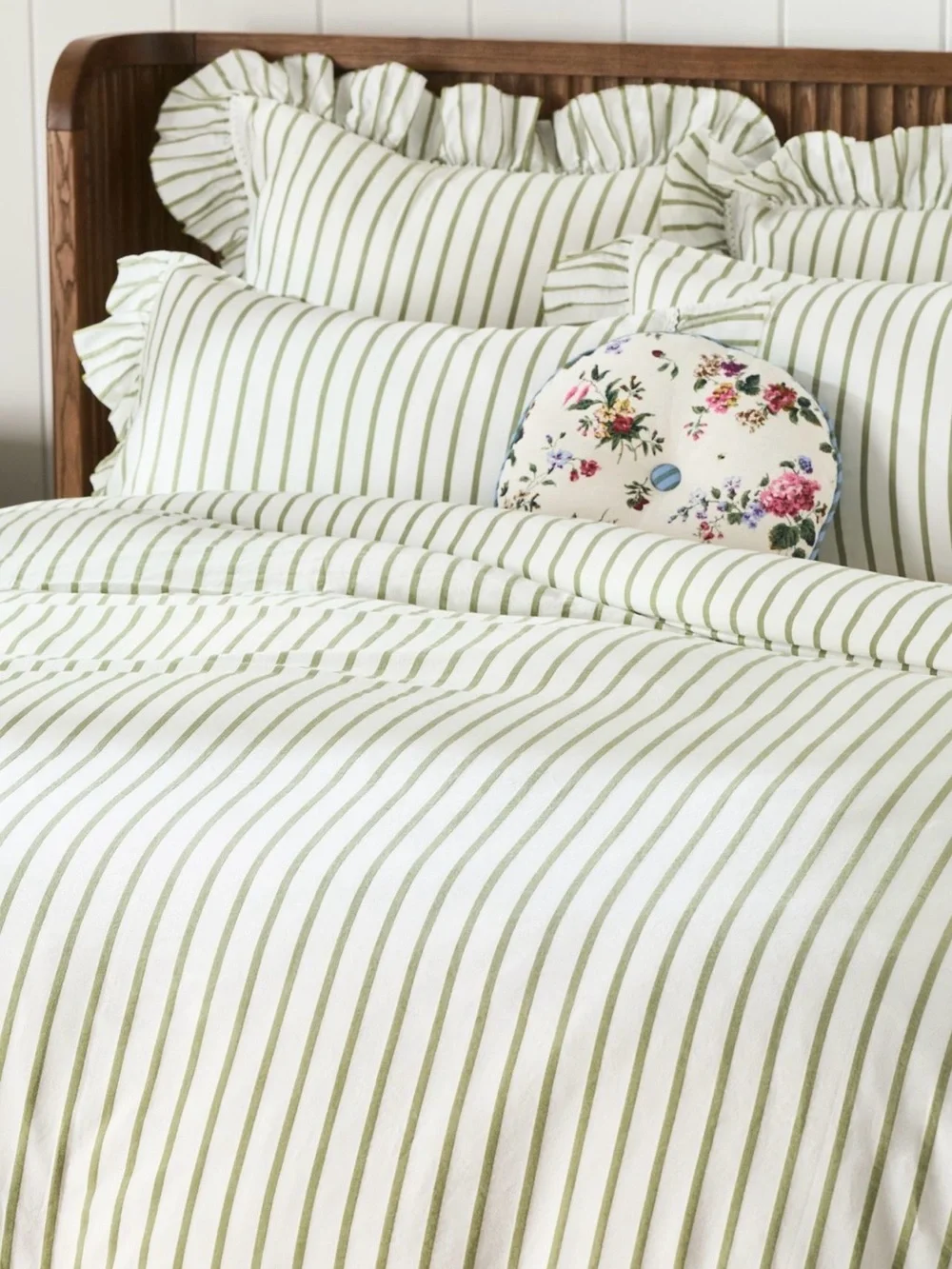 Anthropologie Organic Cotton Spa Sateen Ruffled Duvet Cover